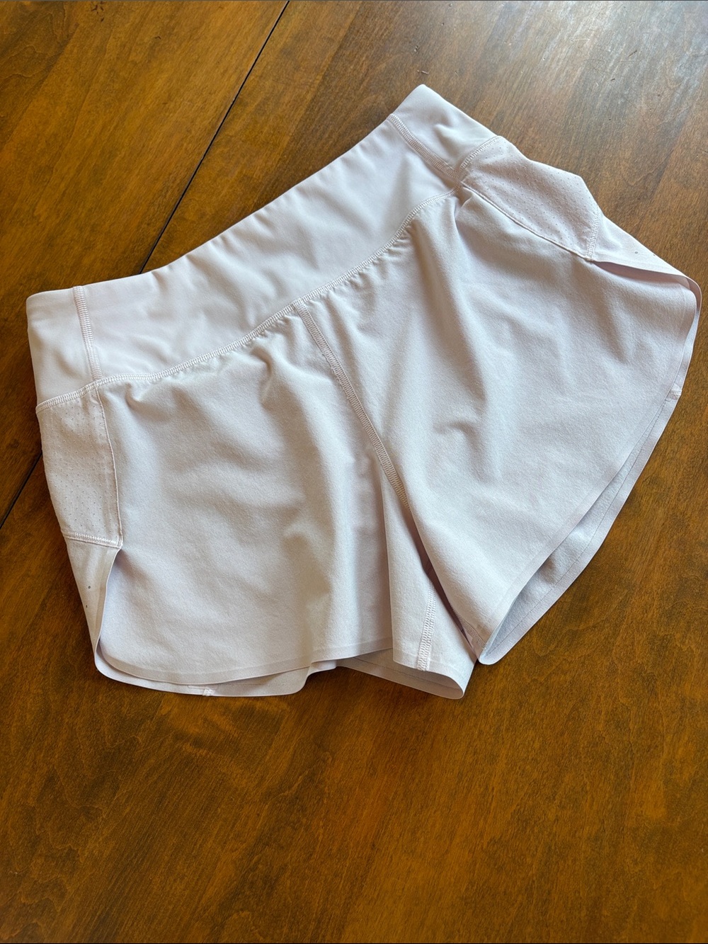 Athleta Women’s Run With It 3.5” Light Pink Athletic Shorts with Wide Waistband